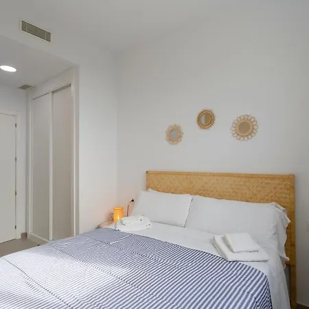 Poseidon & Parking By Cadiz4rentals *