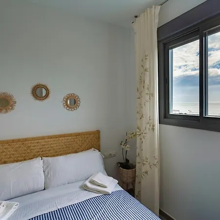 Poseidon & Parking By Cadiz4rentals *