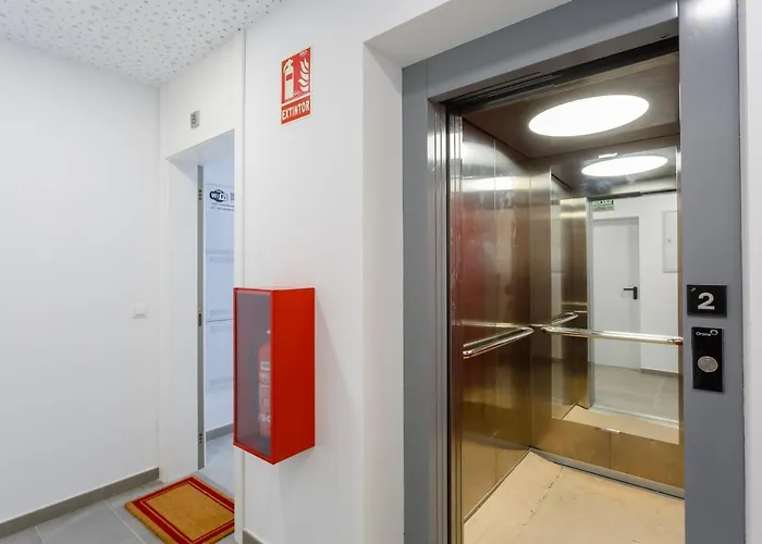 Poseidon & Parking By Cadiz4rentals *