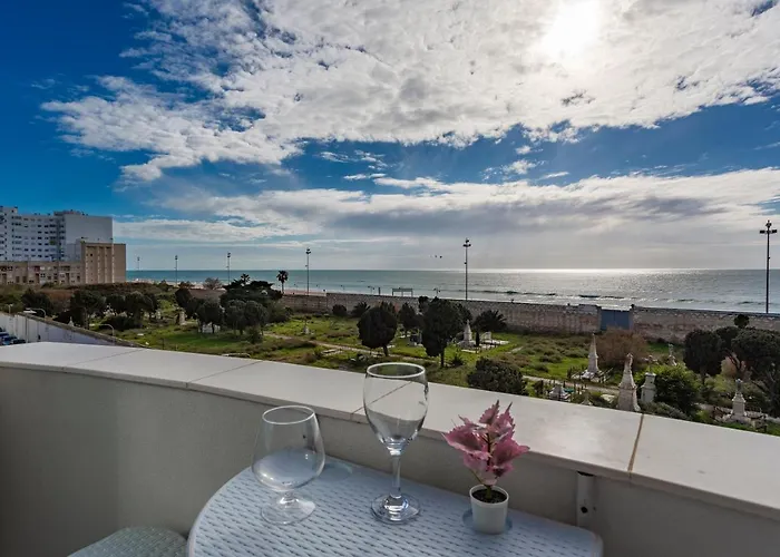 Poseidon & Parking By Cadiz4rentals Apartment