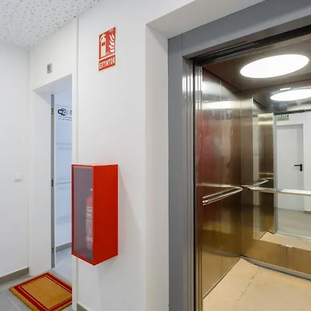 Poseidon & Parking By Cadiz4rentals *